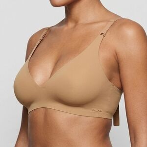 SKIMS Tan Seamless Wireless Bra